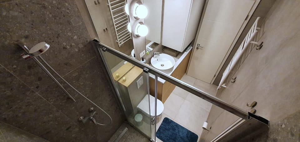 Shower, Toilet, Bathroom