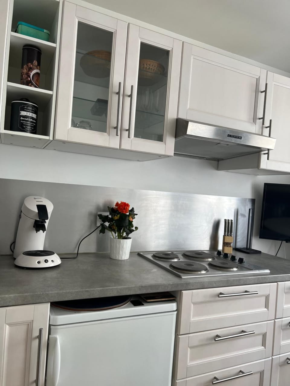 Coffee/tea facilities, Kitchen or kitchenette