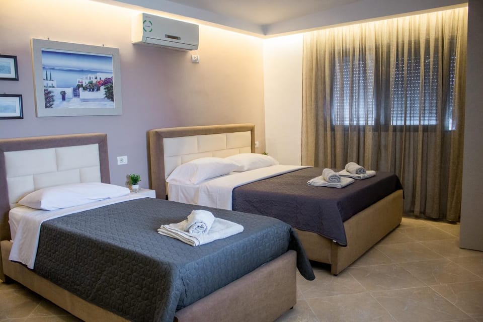 Yard Apartments - by Hotel Ronaldo Apartment in Ksamil