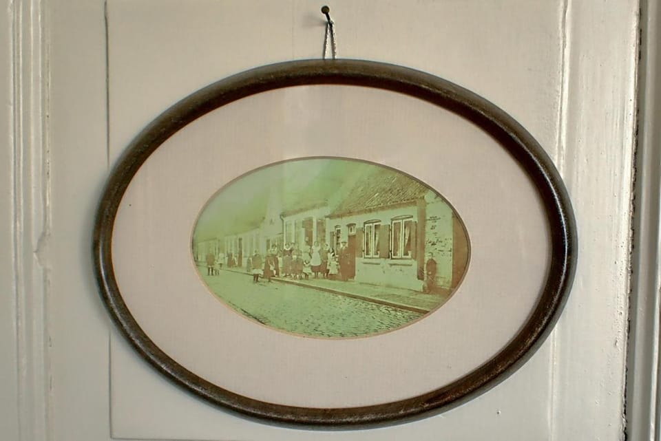 Facade/entrance, Decorative detail