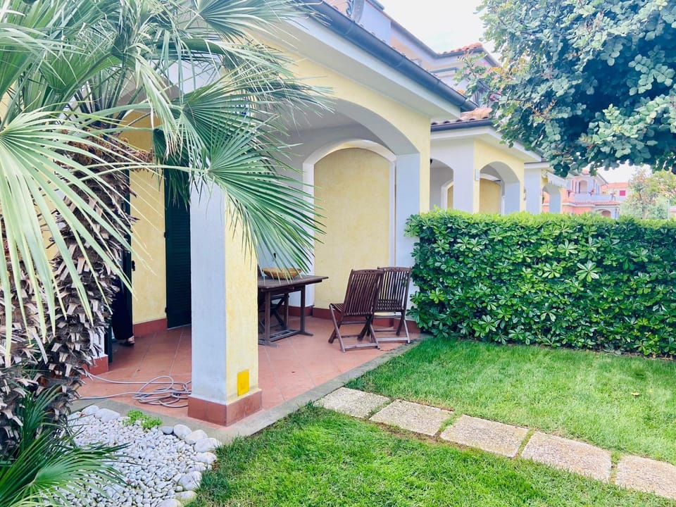 Villa Claudia a 400m dal mare Apartment in Marche