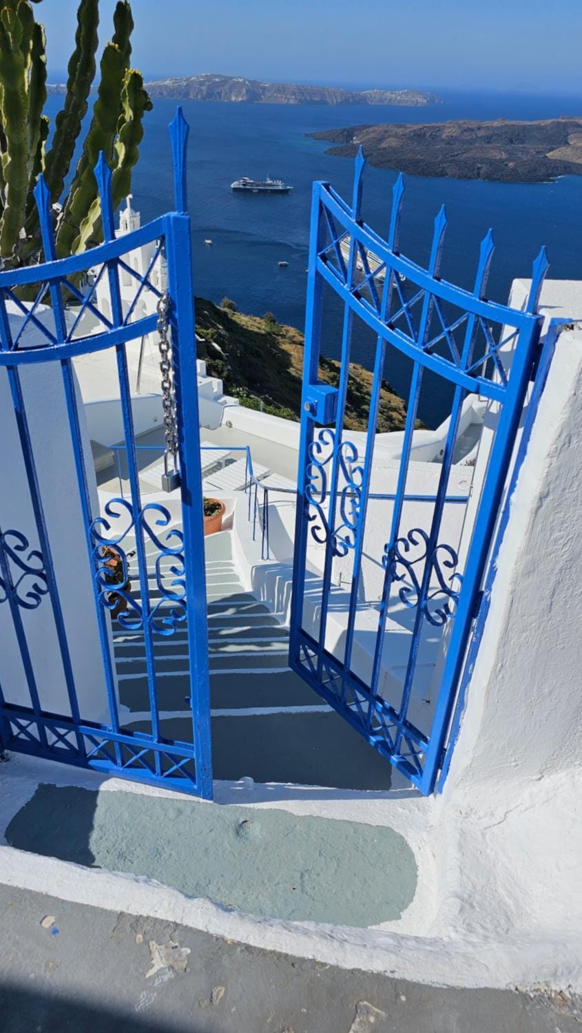 Cactus cave house on the caldera House in Thera