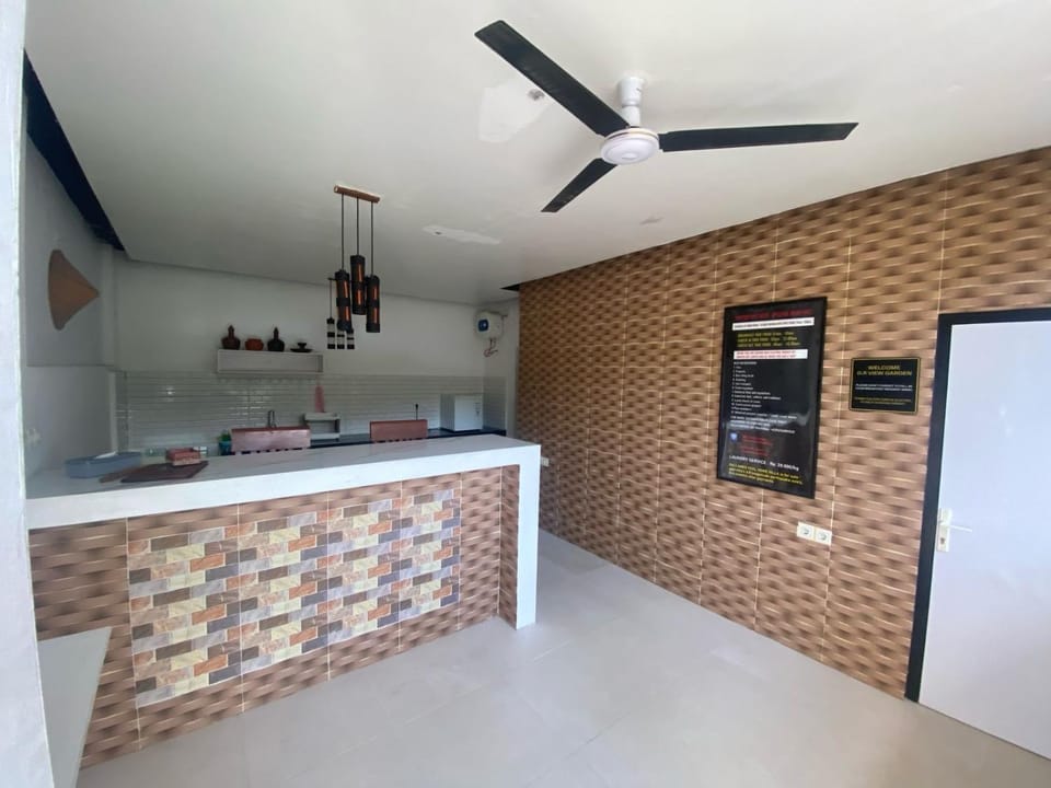BALI AMED FEEL HOME VILLA Bed and Breakfast in Abang