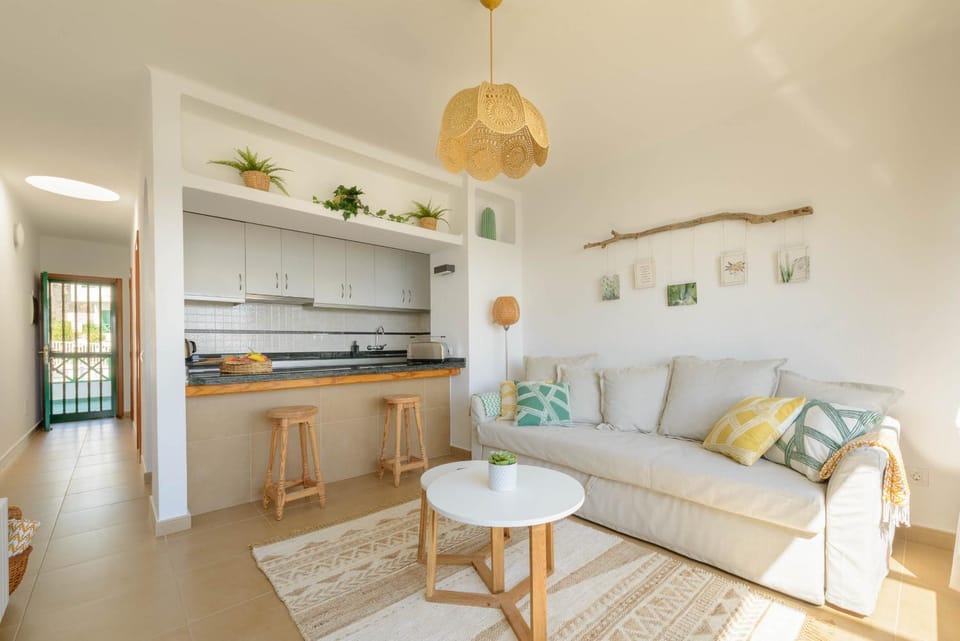 Living room, kitchen