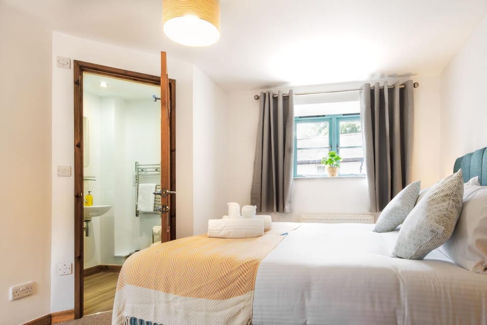 Property building, Bedroom