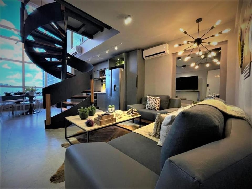 Apto Duplex Manhattan com suítes casal, solteiro e Reversível Apartment in Goiania