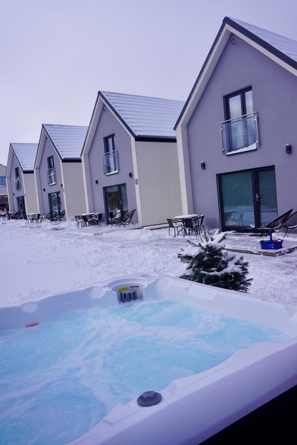 Day, Winter, Garden, Hot Tub, Seating area
