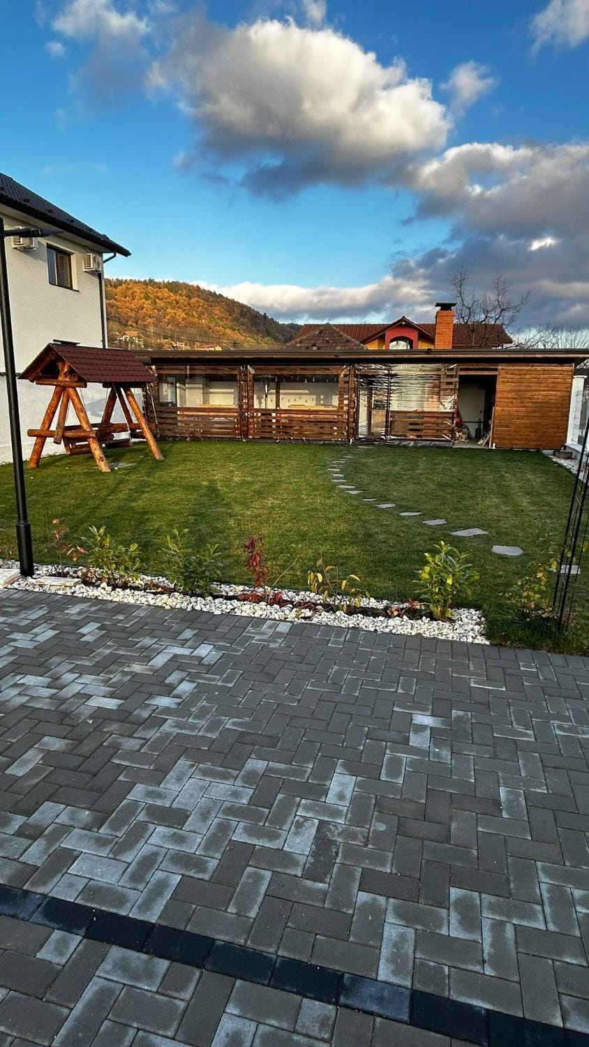 Cazare Vila GOG - Rm Valcea-Salina Ocnele Mari- Motorcycle-friendly accommodation Bed and Breakfast in Romania