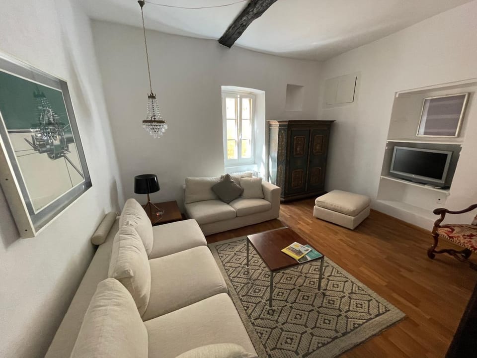 Tipica casa ticinese a Carona Apartment in Lugano