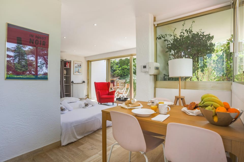Studio A/C La Californie with patio by Olidesi Apartment in Cannes