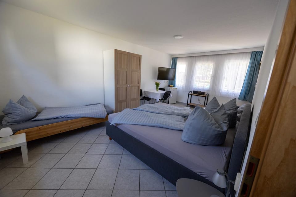 Living room, Photo of the whole room