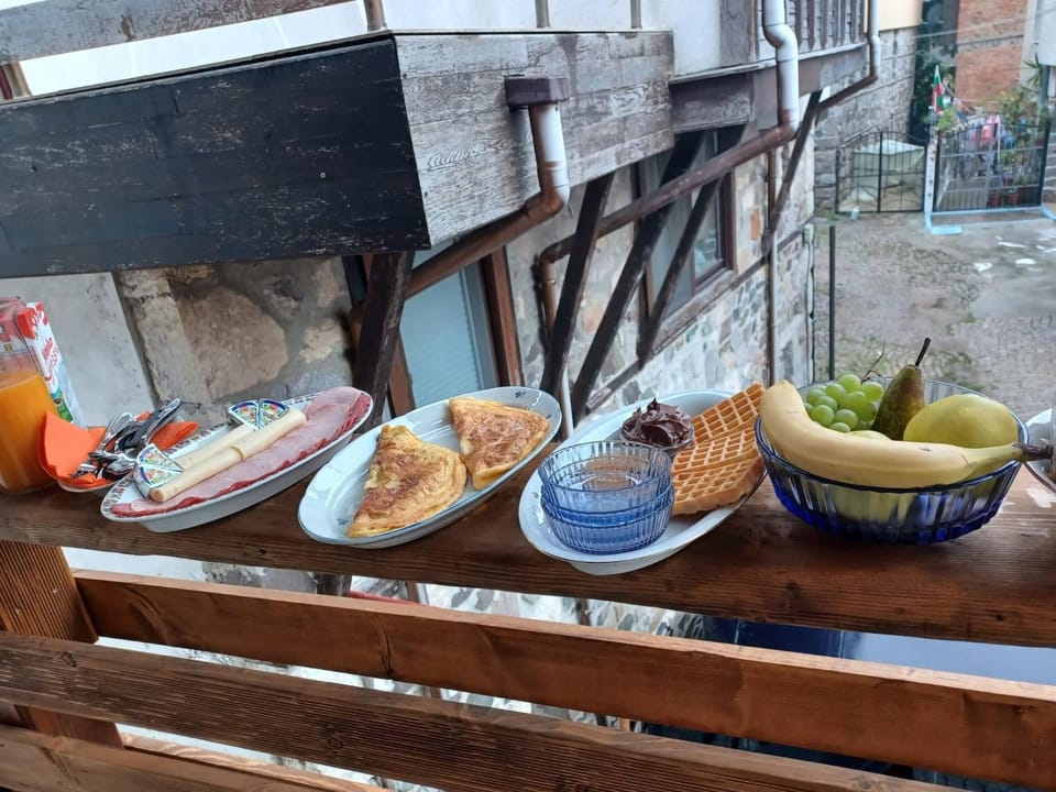 Food and drinks, Food, Breakfast