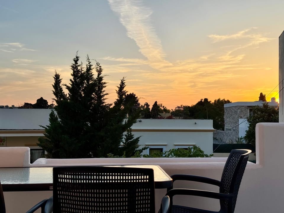 Central, Sunny & Spacious Apartment in Kos - No 1 Apartment in Kos