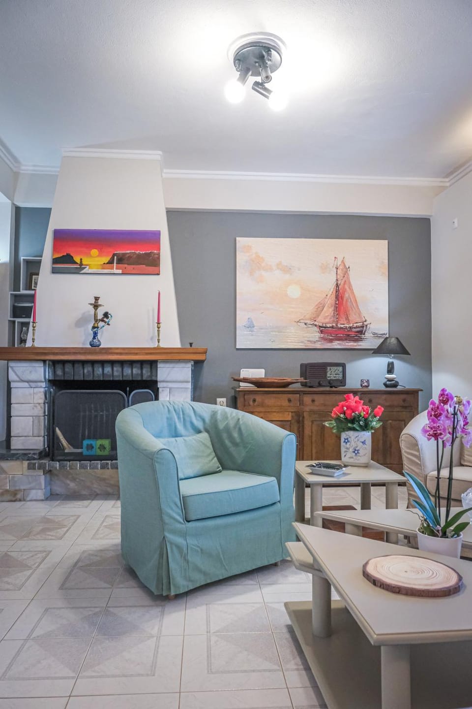 Living room, Seating area