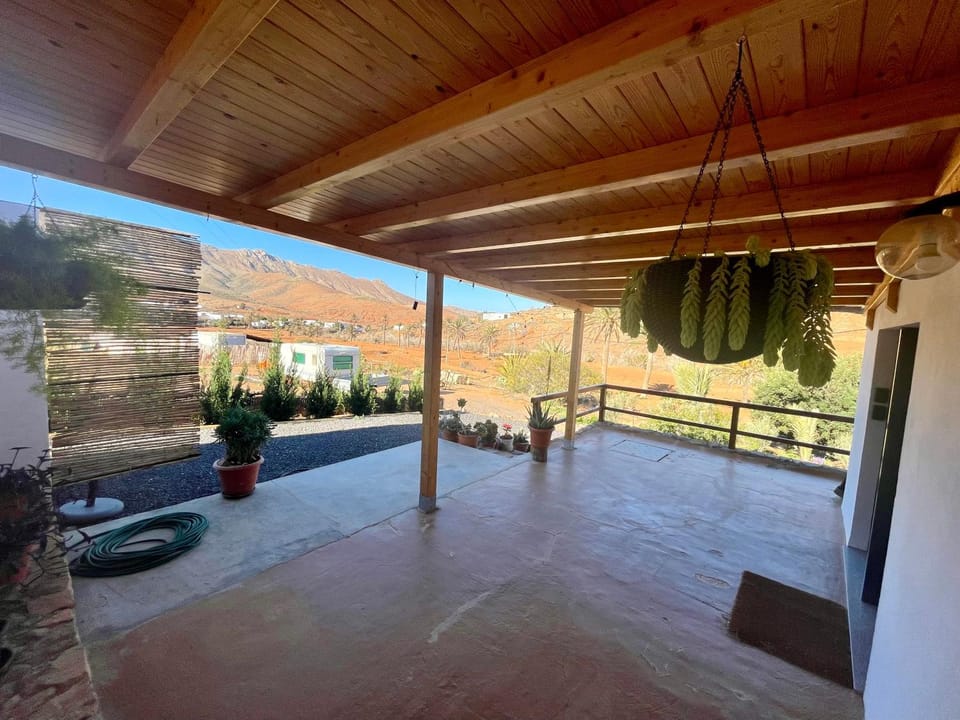 Off site, Balcony/Terrace