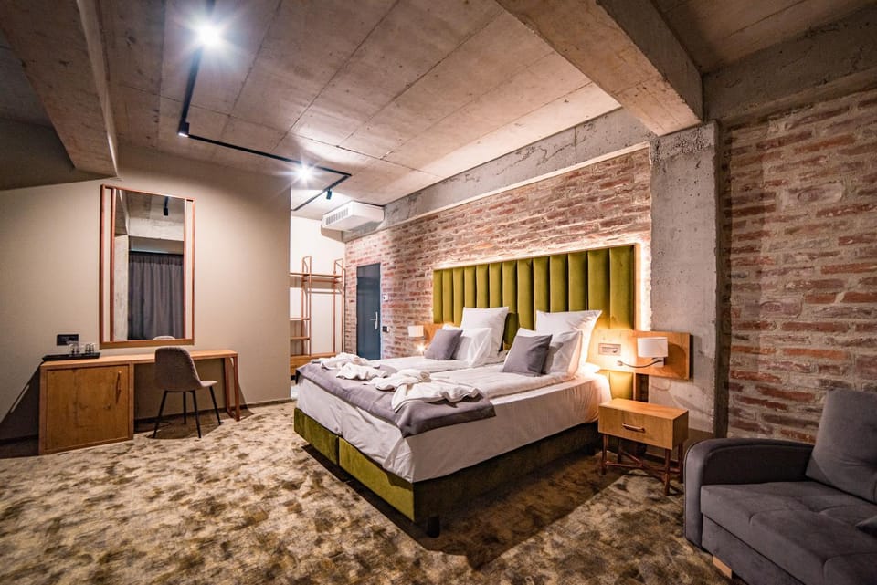 Bed, Photo of the whole room