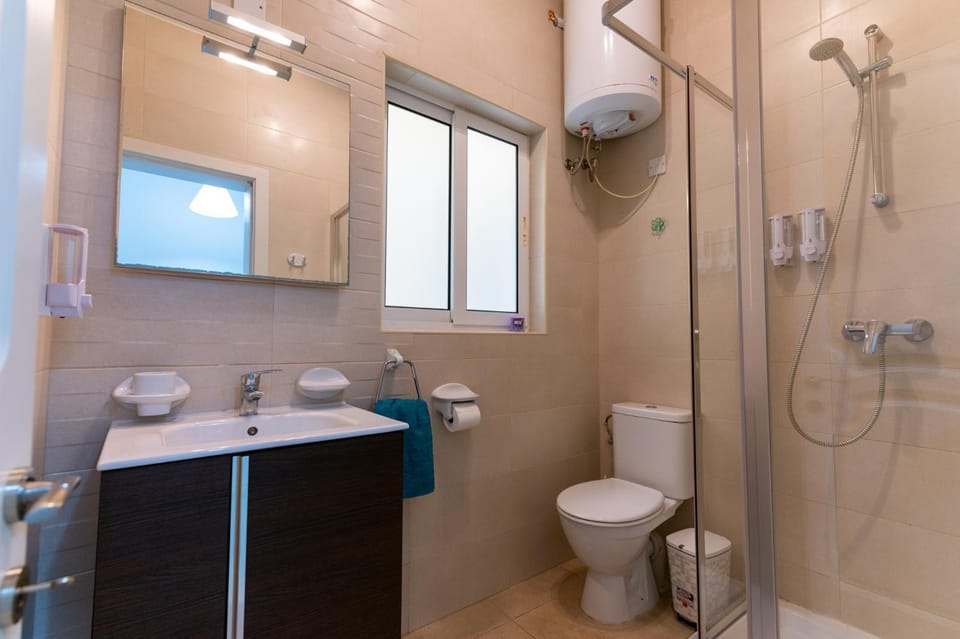 Seaside Cosy Maisonette @ Marsaskala - 2 mins walk from sea Apartment in Marsaskala