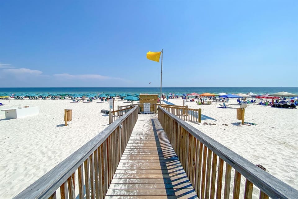 Bristol 610-Beachfront-Wrap around Balcony-Incredible Views-Tons of Amenities Apartment in Alabama