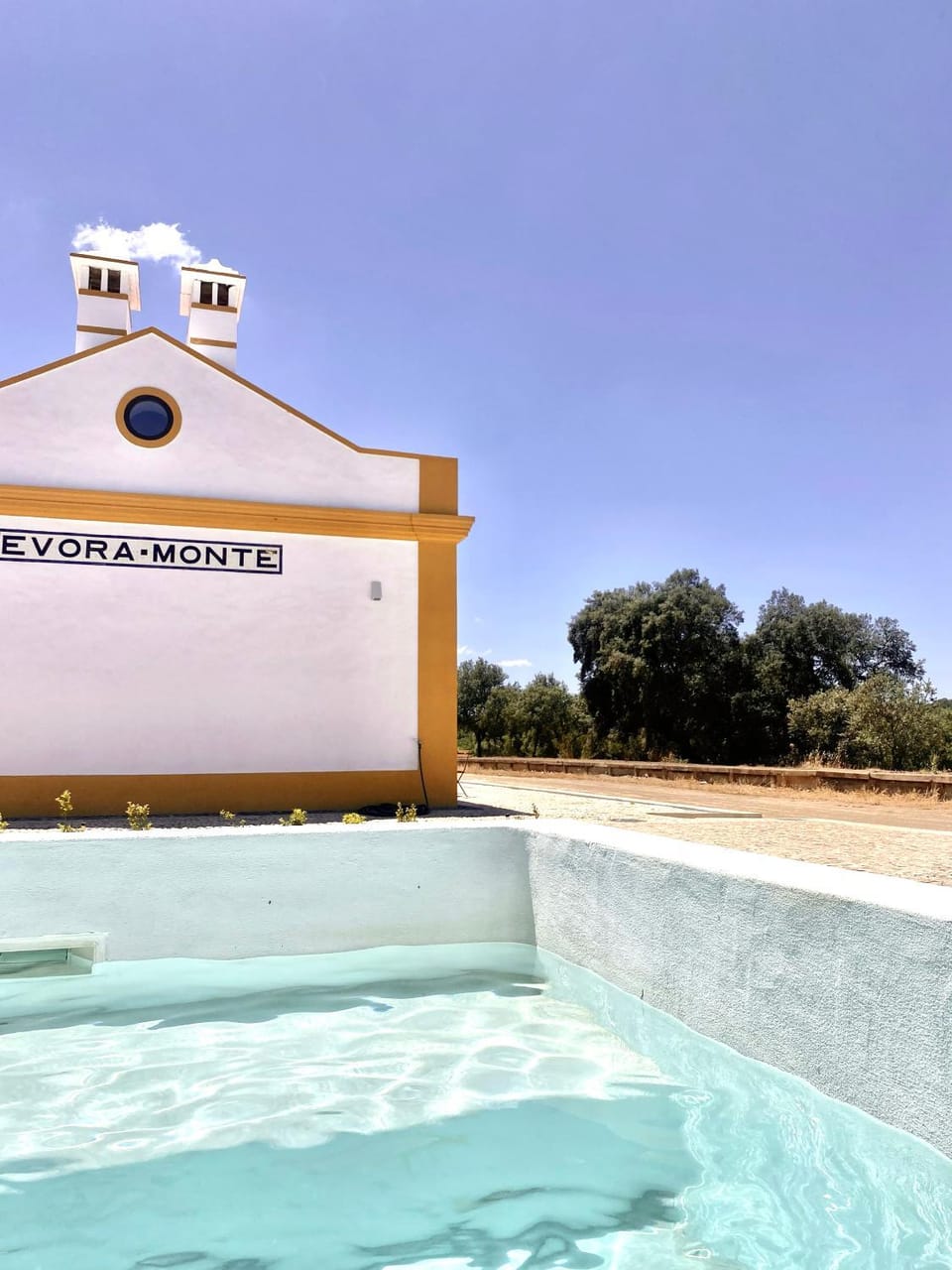 Pool view, Swimming pool