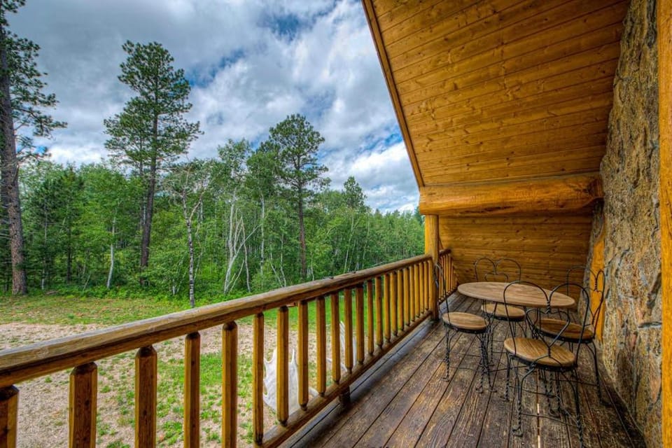 Tetro Rock Retreat House in North Lawrence