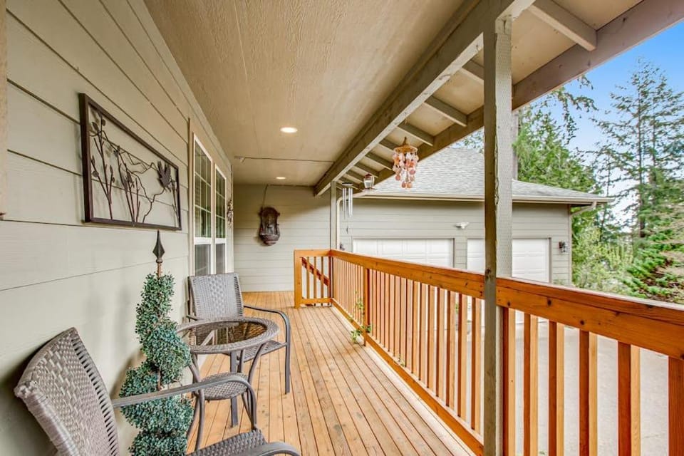 Birdie Time House in Allyn-Grapeview