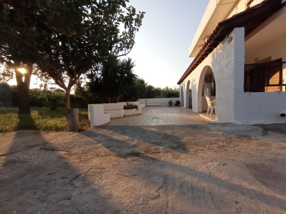 Flower Apartments Apartment in Crete