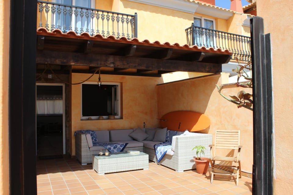 Off site, Balcony/Terrace