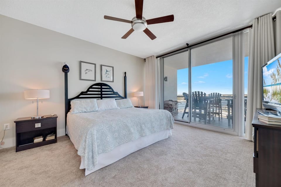 Bella Luna 810-Spectacular Views of Beach & Bay Apartment in Ono Island