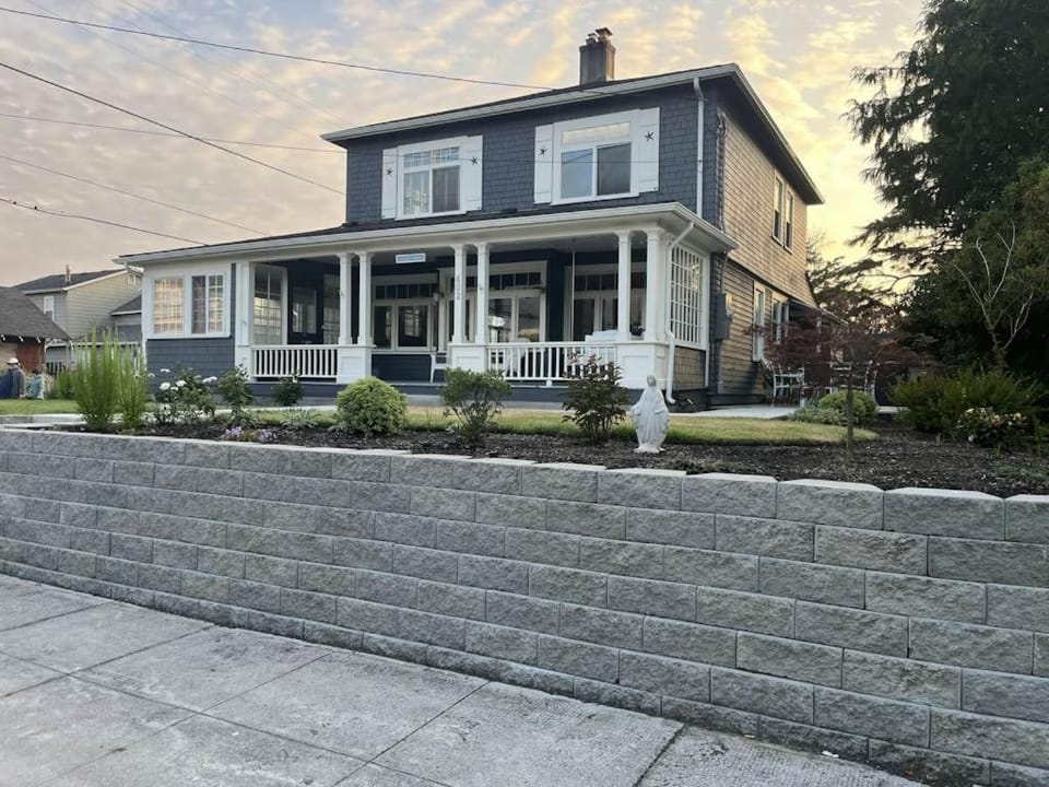 Oceans Away House in Seaside