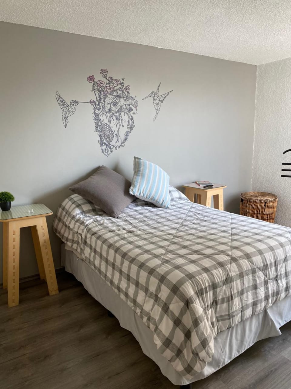 Bed, Photo of the whole room