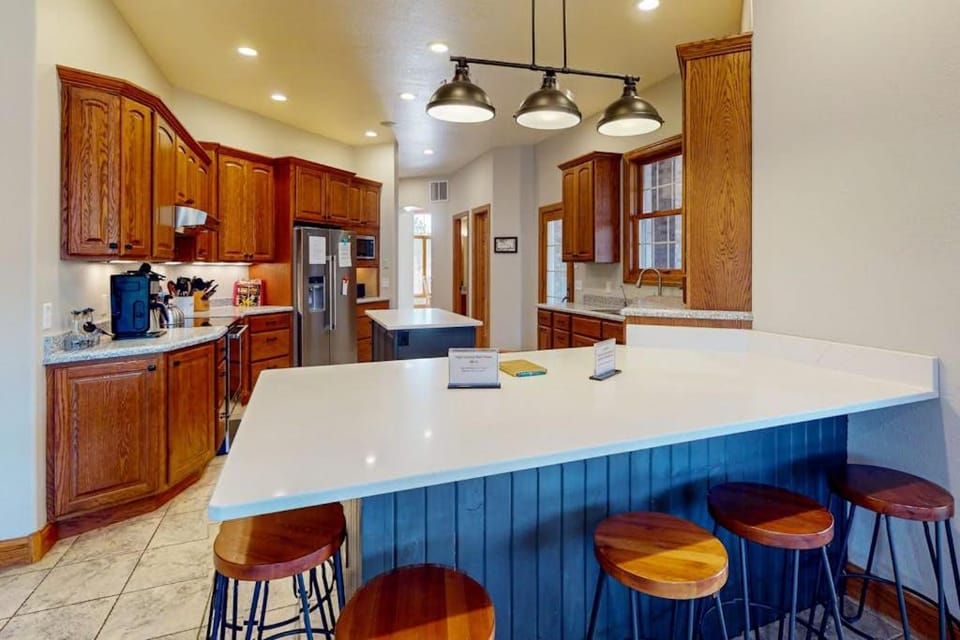 High Country Pool House House in North Lawrence