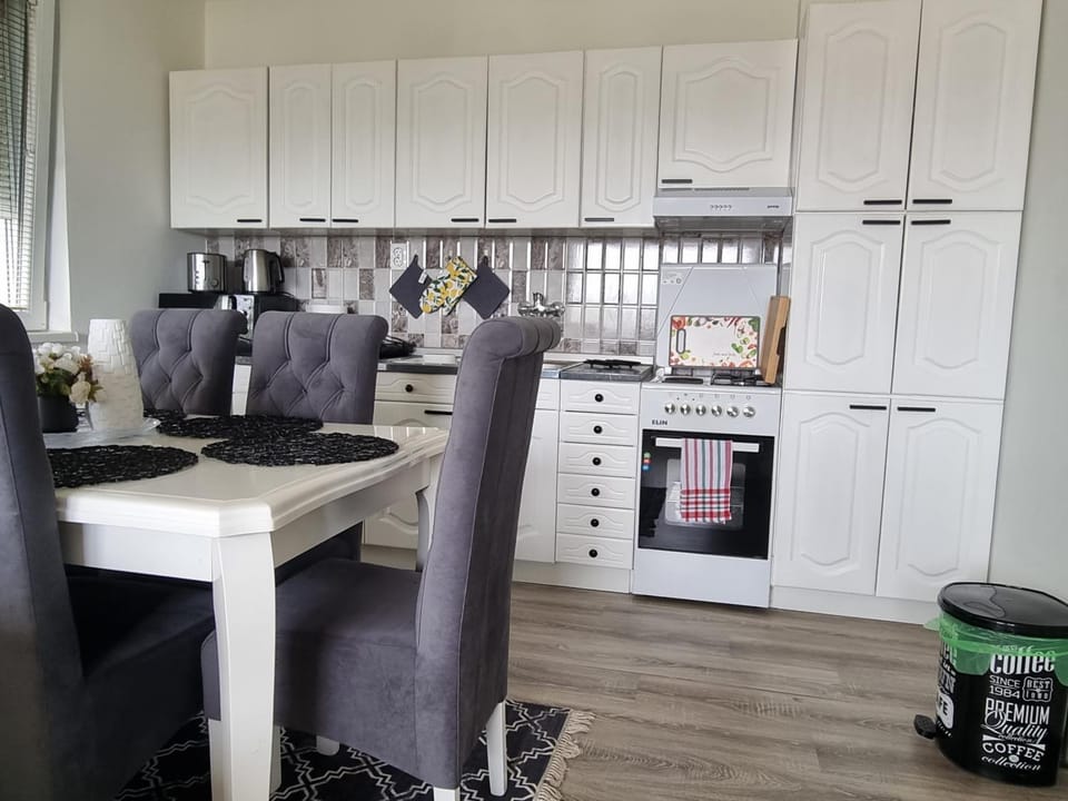 Stan na dan Požega M&M Apartment in Zlatibor District, Serbia
