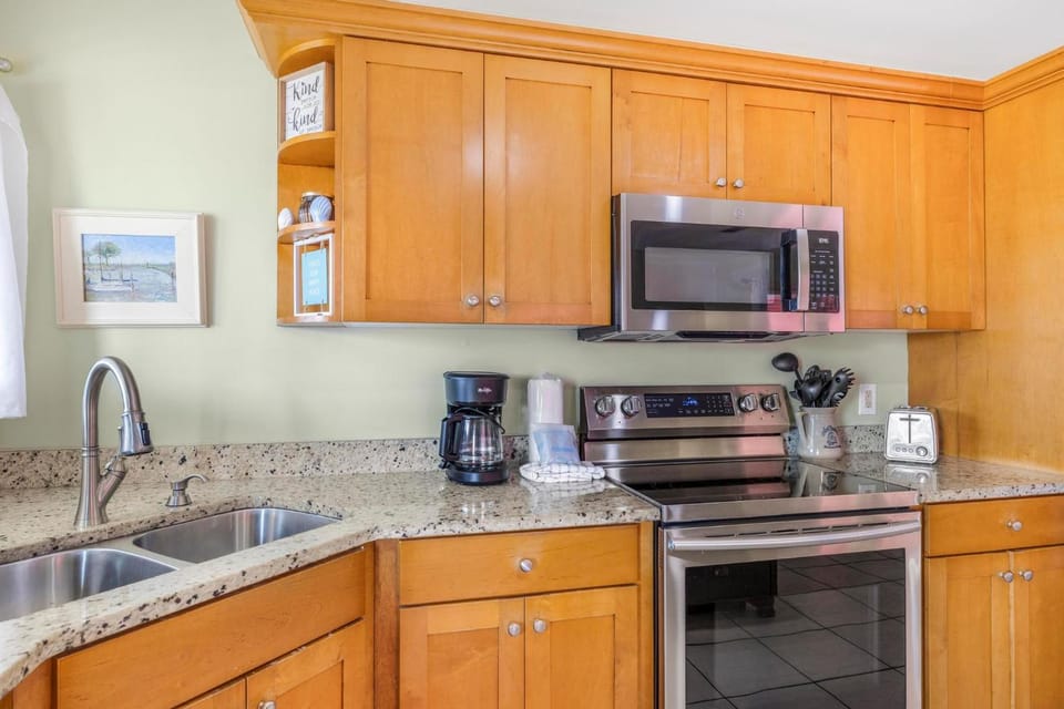 Sandy Feet Retreat by Vacation Homes Collection House in West Beach