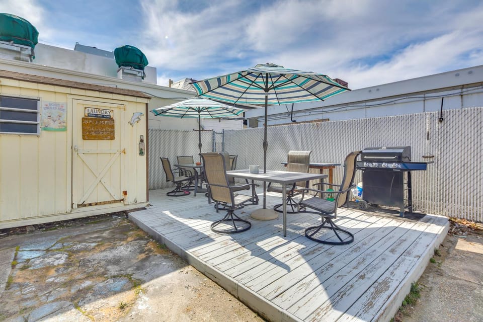 Near Convention Center & Boardwalk! Apt w/ Sunroom Apartment in Wildwood