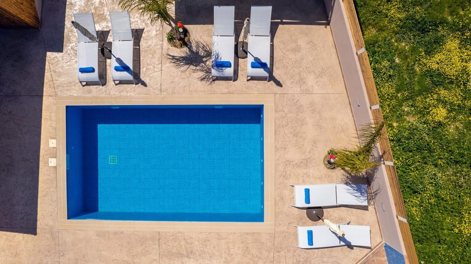 Villa En Elladi Villa in Alikanas