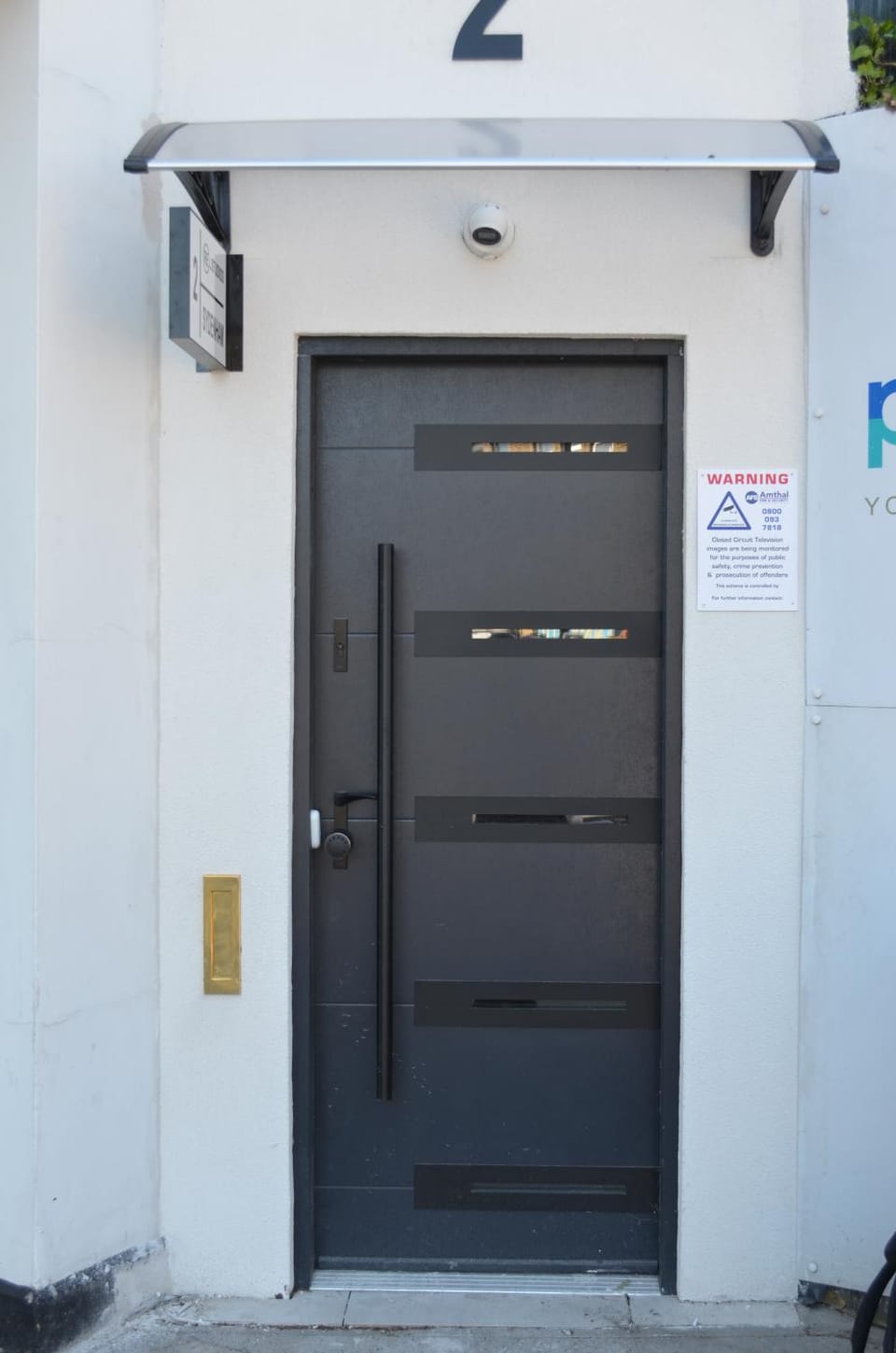 Facade/entrance