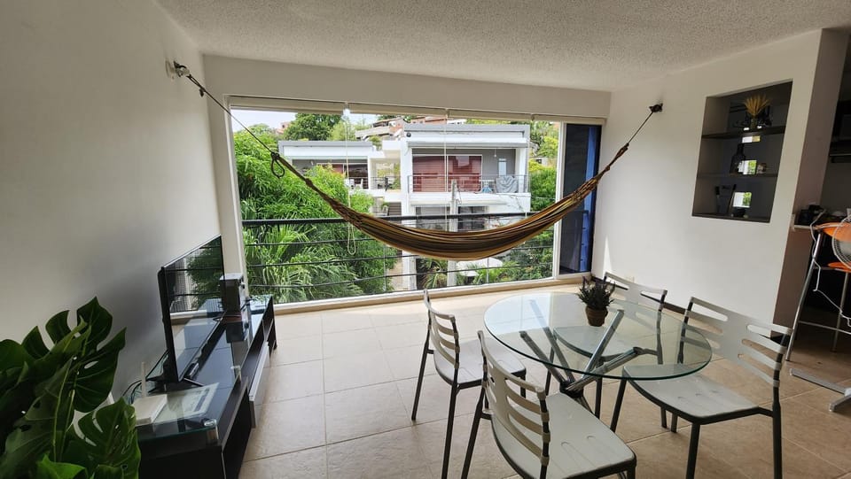 Patio, Communal lounge/ TV room, TV and multimedia, View (from property/room), Dining area, Evening entertainment