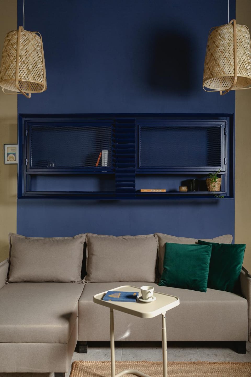 Bed, Living room, Seating area, Bedroom