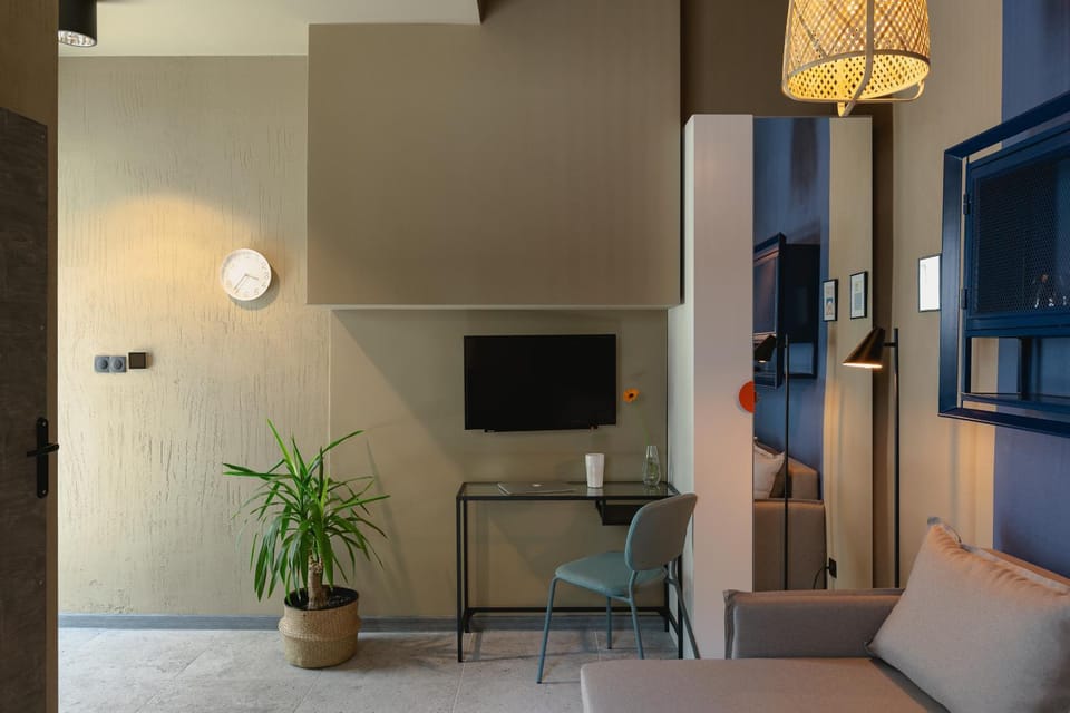 TV and multimedia, Living room, Dining area, Bedroom, wardrobe