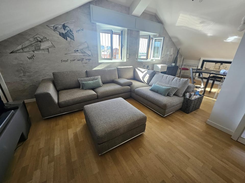 Mansarda a San Siro Apartment in Milan