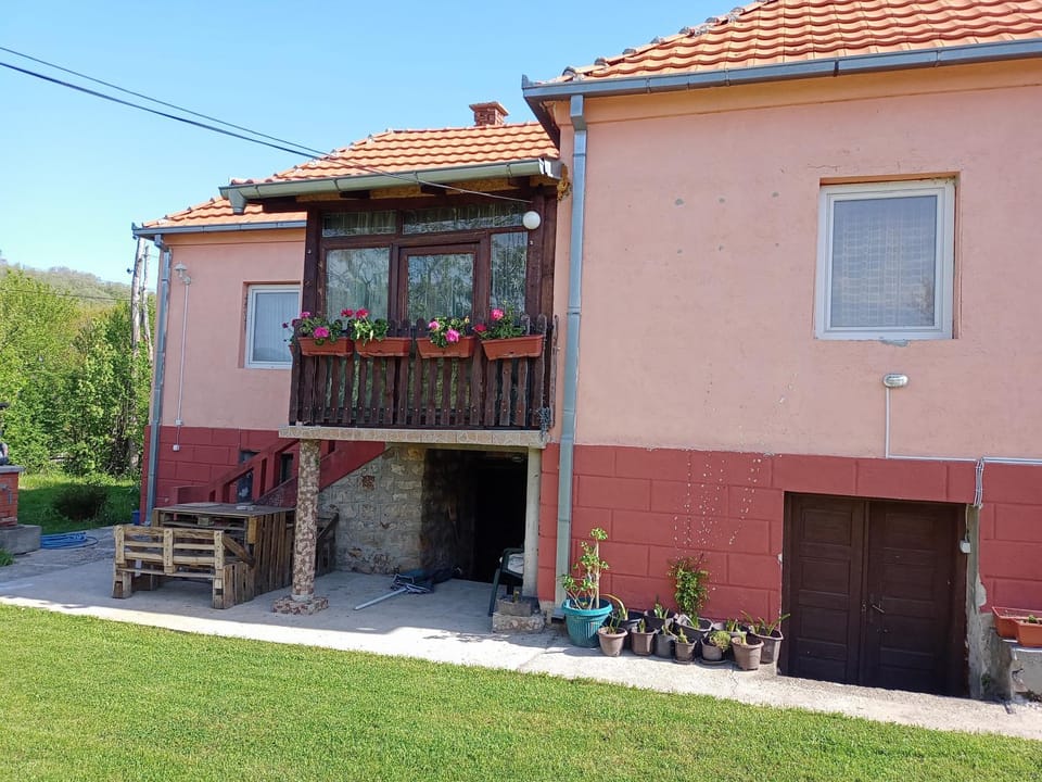 Kuca Jablansko Polje House in Serbia