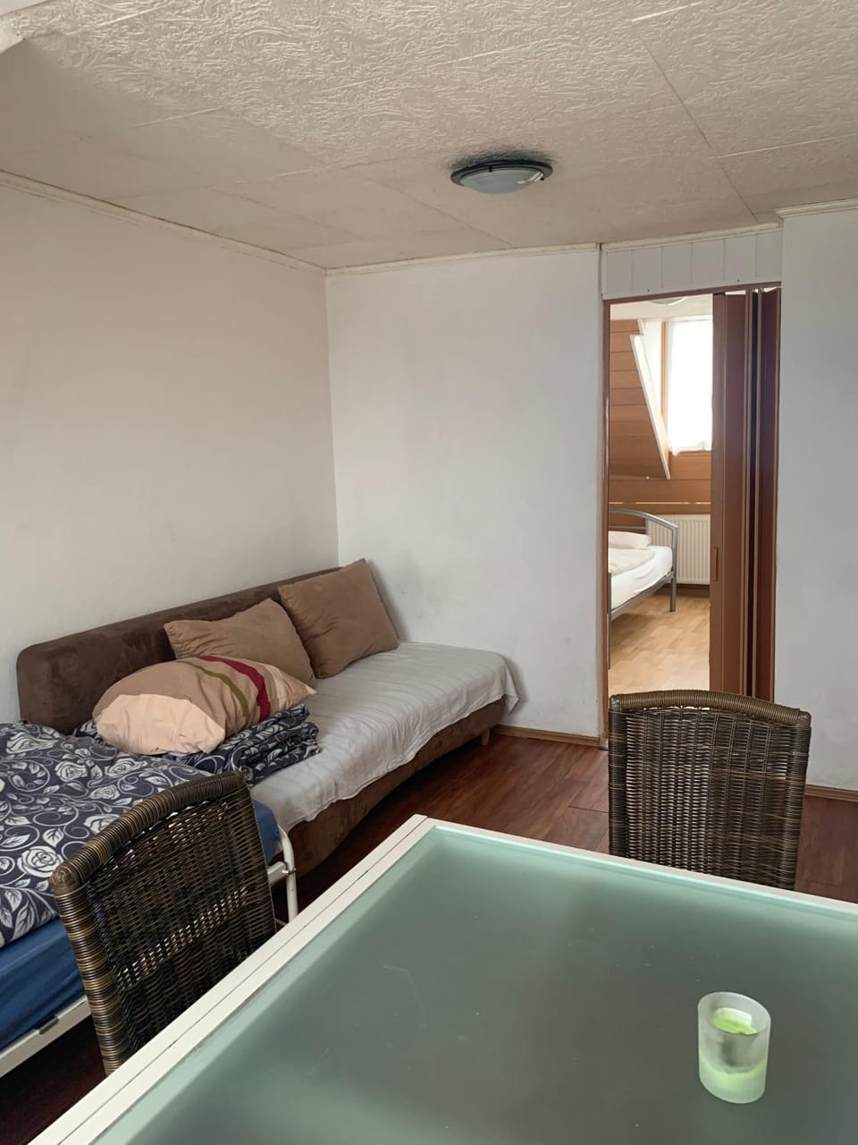 Dachgeschoss Hof Apartment in Krefeld