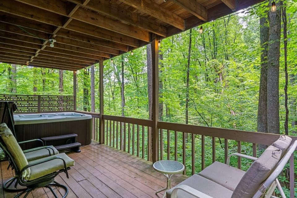 A Little Leeway House in Georgia