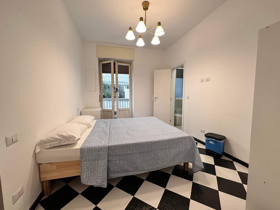 Giramondo apartment centrale Apartment in Milan