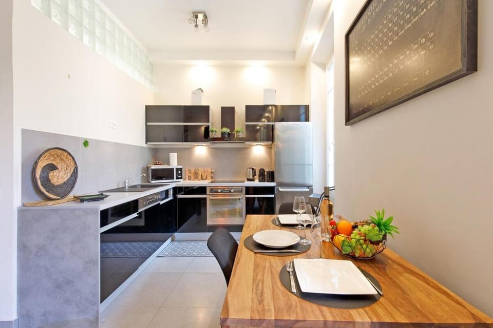 Le Cocon des Artistes - Coeur de Cannes - Spacieux - Terrasse - Clim Apartment in Cannes