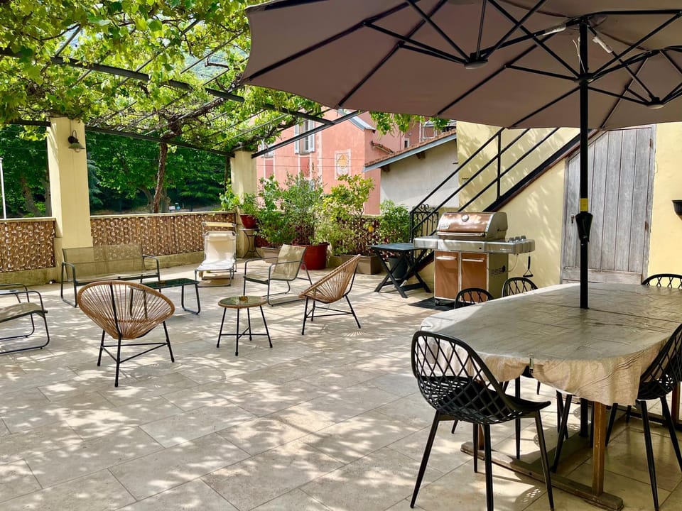 Patio, Balcony/Terrace