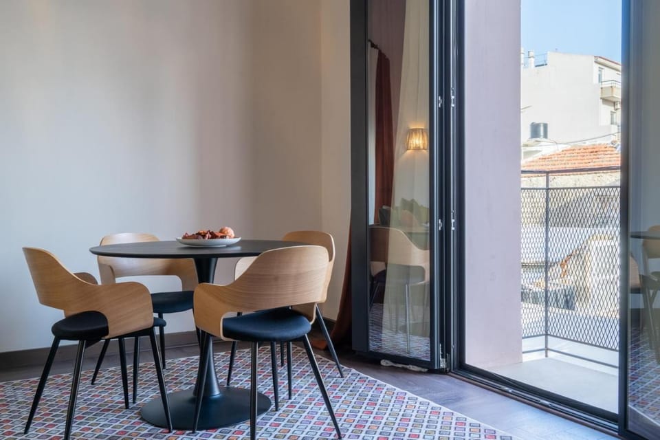 Balcony/Terrace, Dining area