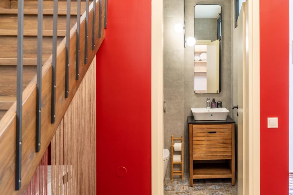 Bathroom, Bath