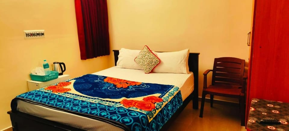 Royal Black Pepper Cottage Hotel in Tamil Nadu