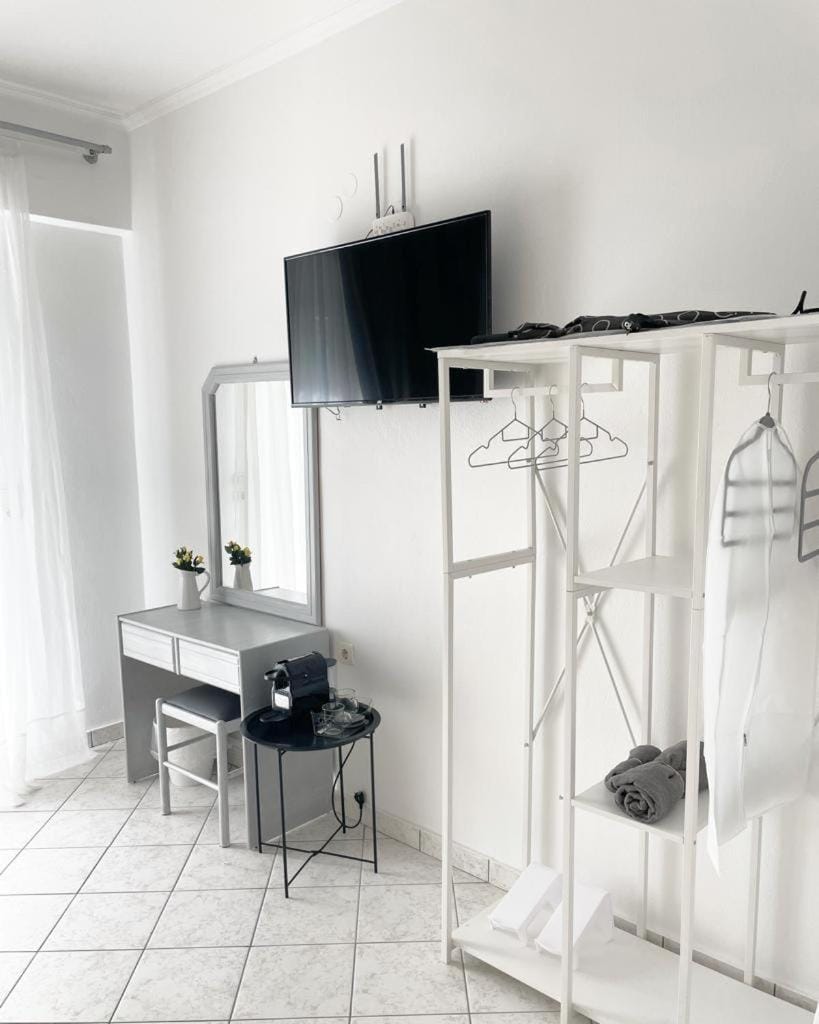 ALEKA KOTSI ROOMS 2 Apartment in Peloponnese, Western Greece and the Ionian